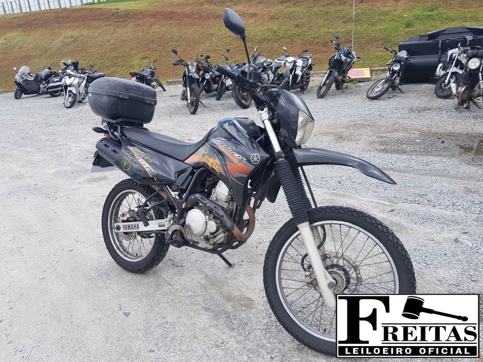XTZ 250 LANDER