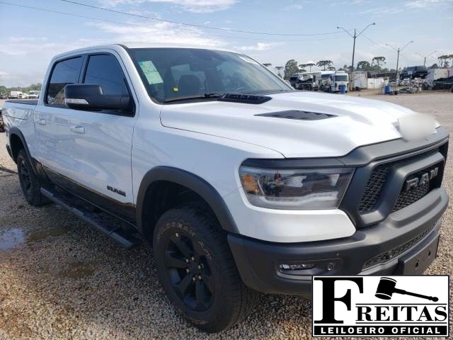 1500 REBEL 5.7 V8 HEMI