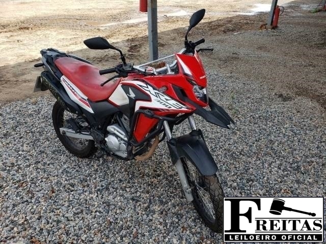 XRE 300 ABS