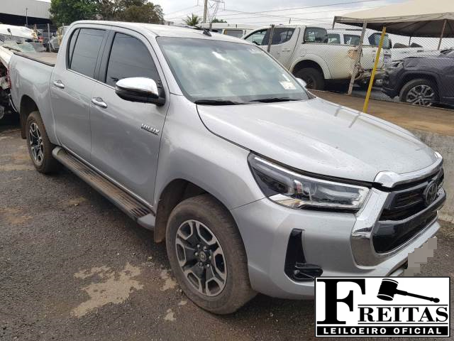 HILUX CD SRX 2.8 D-4D TURBO