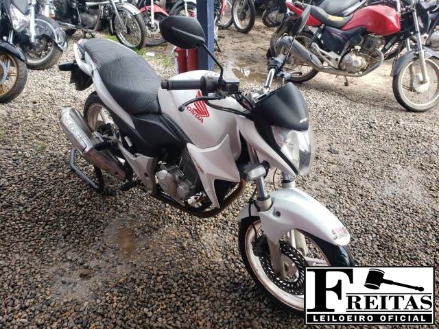 CB 300 R